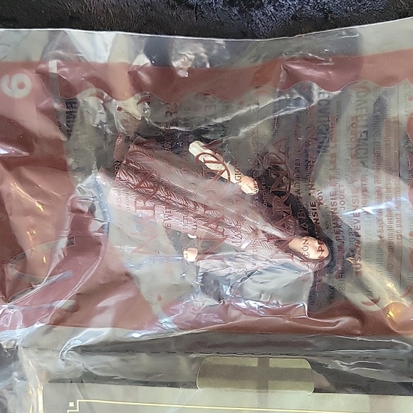 2005 McDonald's Happy Meal The Cronicles of Narnia - Susan Pevensie #6 toy - Picture 3 of 5